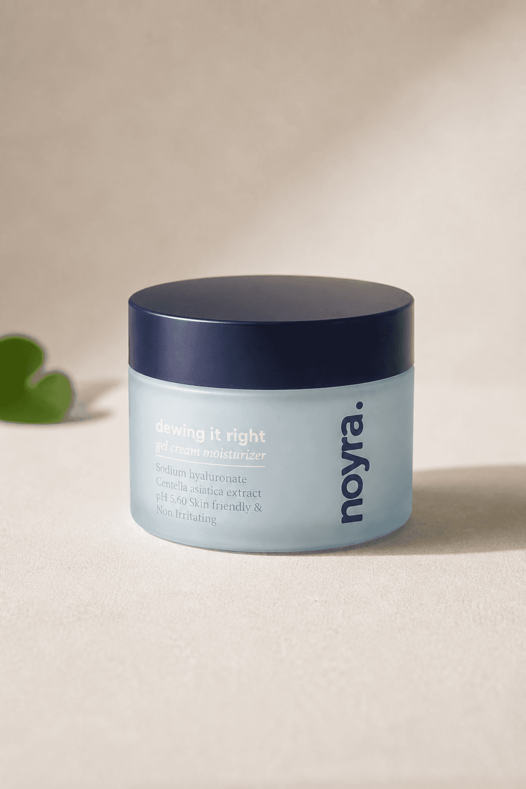 Dewing it right Gel Cream Moisturizer image 4